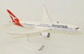 PPC 221263 1:200 Boeing 787-9 Dreamliner Qantas VH-ZNA Plastic Push-Fit with stand