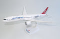 PPC 222895 1:200 Boeing 787-9 Dreamliner Turkish Airlines TC-LLA Plastic Push-Fit with stand