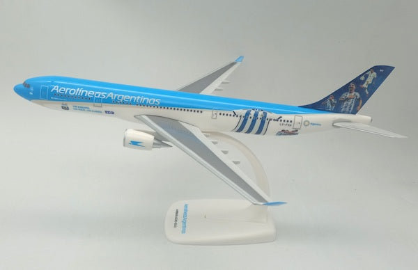 PPC 223151 1:200 Airbus A330-200 Aerolíneas Argentinas "Argentina Football Livery" LV-FVH Plastic Push-Fit