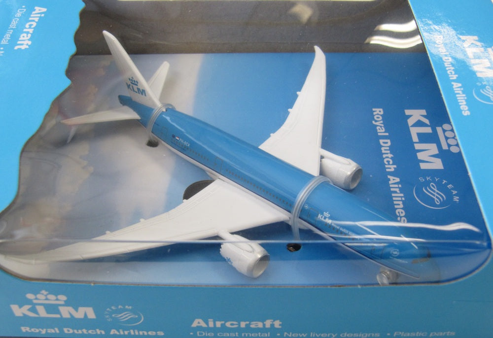 PPC 223168 Diecast Single Plane: KLM Boeing 787 Dreamliner Airport Playset