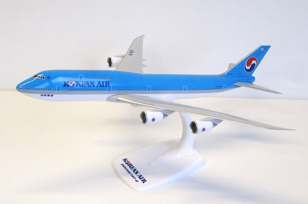 PPC 223649 1:250 Boeing 747-8i Korean Air HL7637 Plastic Push-Fit with stand