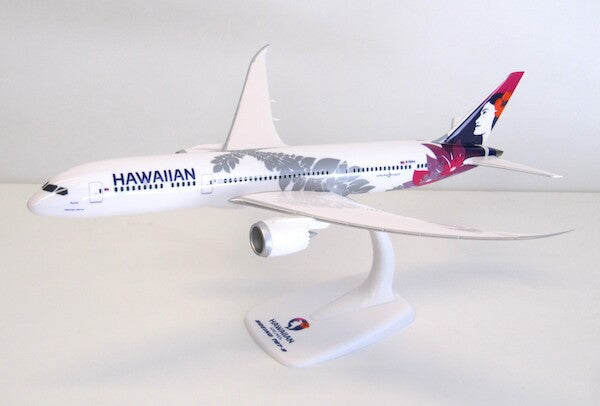 PPC 224257 1:200 Boeing 787-9 Dreamliner Hawaiian N781HA Plastic Push-Fit with stand