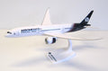 PPC 224646 1:200 Boeing 787-9 Aeromexico XA-AMX Plastic Push-Fit with stand