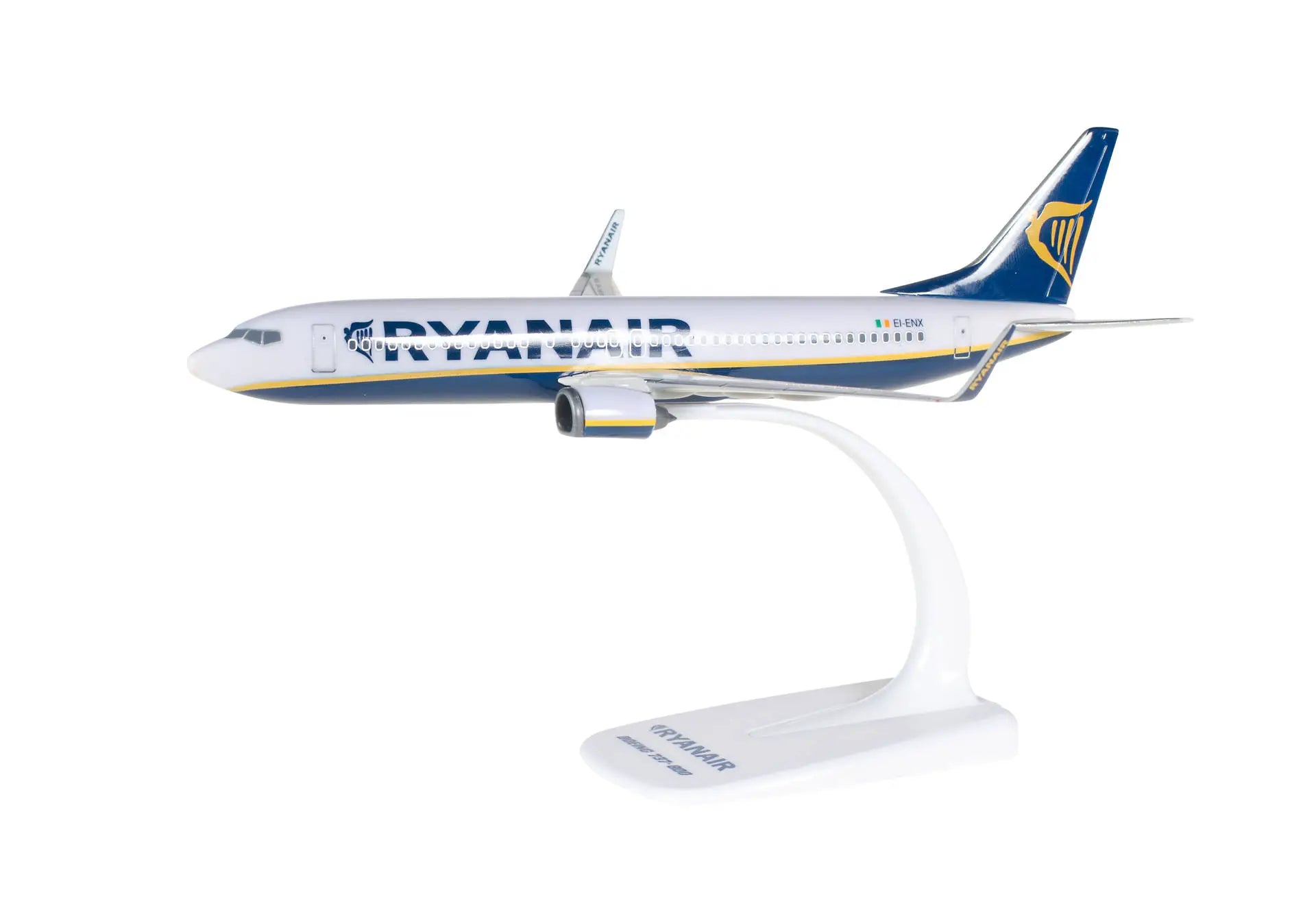 Herpa Wings 609395 1:200 Boeing 737-800 Ryanair Snap-Fit