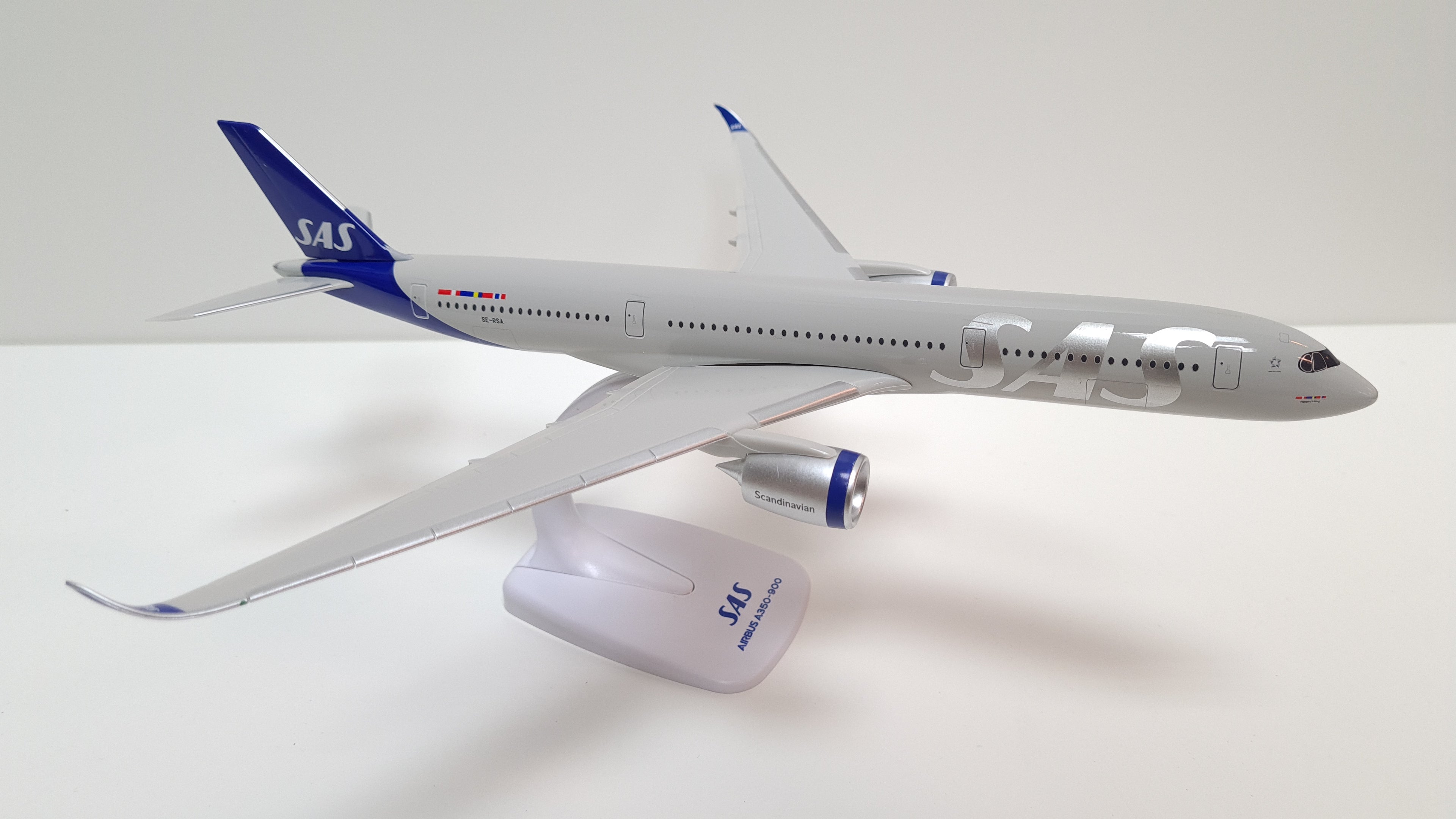 PPC 222338 1:200 Airbus A350-900 SAS Scandinavian Airlines SE-R Plastic Push-Fit