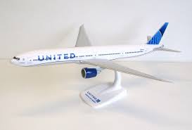 PPC 224134 1:200 Boeing 777-300ER United N2352U Plastic Push-Fit