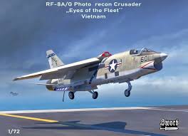 Sword 1/72 Model Kit 72154 RF-8A/G Photo-Recon Crusader Eyes of the Fleet´