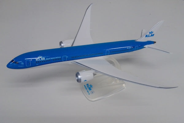 PPC 220143 1:200 Boeing 787-9 Dreamliner KLM "Tulip" PH-BHP Plastic Push-Fit with stand