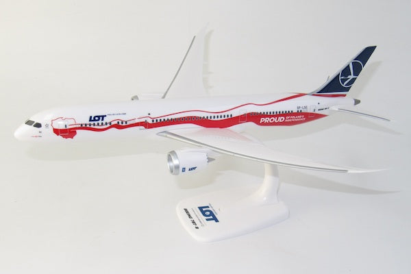 PPC 222789 1:200 Boeing 787-9 Dreamliner LOT Polish "Proud of Poland's Independence" SP-LSC Plastic Push-Fit with stand