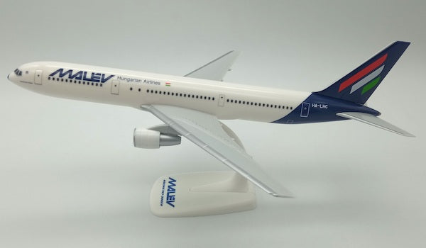PPC 223052 1:200 Boeing 767-300ER Malev Hungarian Plastic Push-Fit with stand